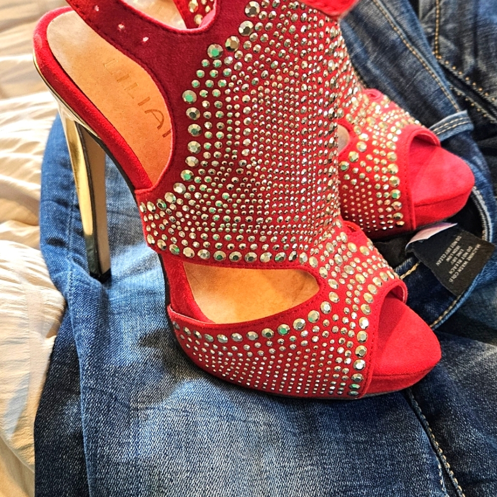 Liliana 5" heels, 3/4" platform, gold rhinestone embellishments & double buckles